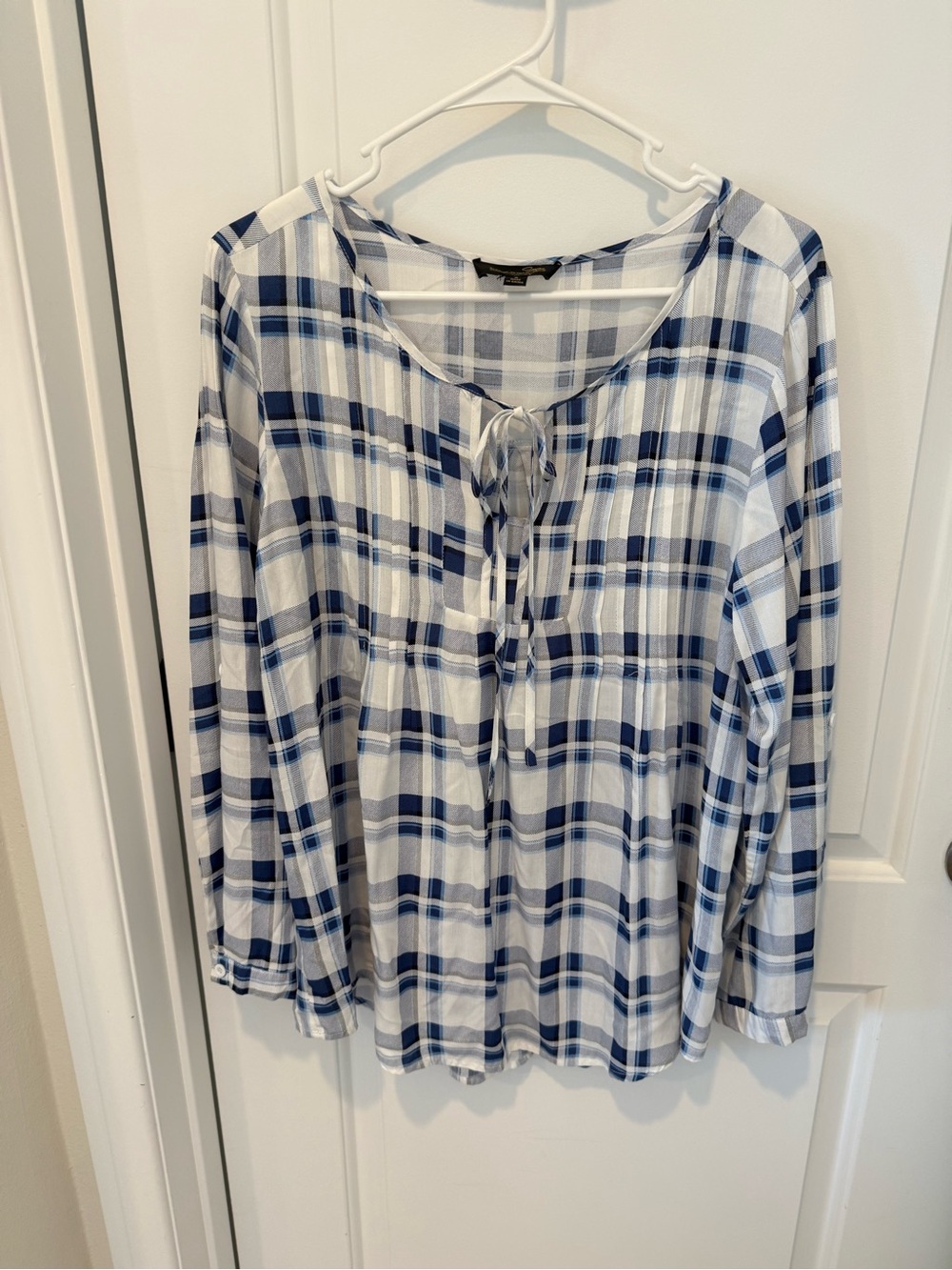 Suzanne Betro Navy and White Plaid Tie-Neck Peasant Blouse